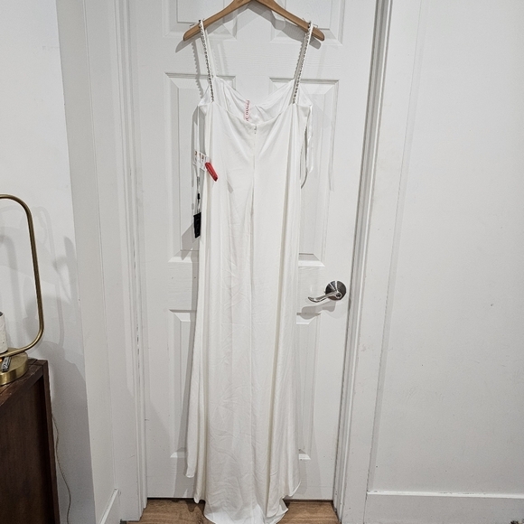 Ieena Duggal 70220 - Sleeveless Sweetheart Evening Gown - Picture 3 of 6